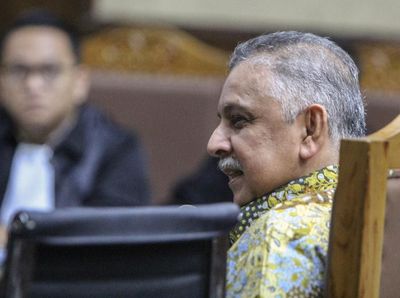 Ekspresi Dirut PLN Saat Bersaksi di Sidang Korupsi PLTU Riau-1