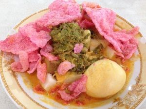 Yuk, Sarapan Ketupat Sayur Enak di 5 Tempat Ini!