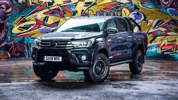 Toyota Hilux Limited Edition Cuma Ada 50 Unit di Dunia