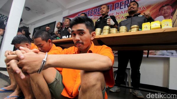 Tampang Pengedar Liquid Vape Mengandung MDMA