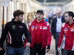 Operasi Pergelangan Tangan Lorenzo Berjalan Sukses