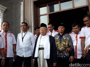 Ditemani Menaker, Maruf Amin Hadiri Deklarasi Dukungan Buruh Migran Ditemani Menaker, Maruf Amin Hadiri Deklarasi Dukungan Buruh Migran