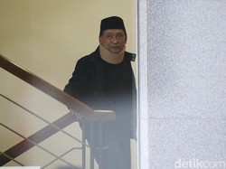 Dilelang KPK, 3 Apartemen dan Motor Sport Fuad Amin Laku Rp 3,2 M