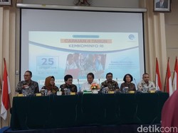 Menkominfo Puas Penuhi Target Ponsel 4G Murah