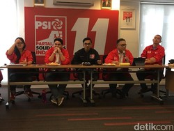 PSI Bongkar Sisi Gelap Kunker DPR: Wisata Striptis-Anggaran Siluman