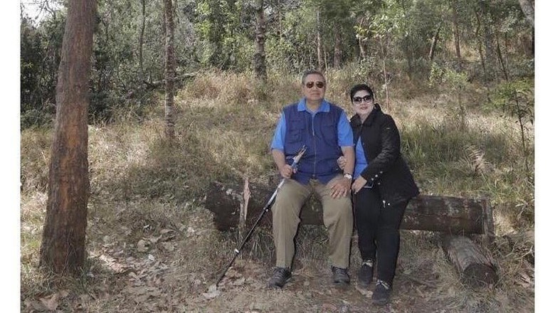 Ani dan SBY di Gunung Lawu (Ani Yudhoyono/Instagram)