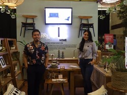 Setelah Makanan Sehat, Kini Bams Bisnis Furniture Bareng Istri