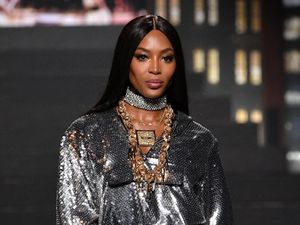 Liam Payne 1D Saling Rayu dengan Naomi Campbell yang Berusia 48 Tahun?