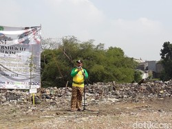 Tangani Sampah Kali Bekasi, Setiap Desa Dijaga Satu Petugas