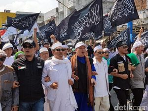 Ada Aksi Bela Tauhid di Sukabumi, Arus Lalu Lintas Dialihkan Ada Aksi Bela Tauhid di Sukabumi, Arus Lalu Lintas Dialihkan