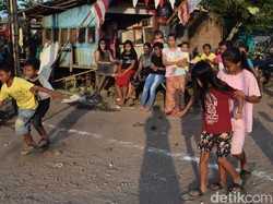 Cak Mus dan Geliat Kampoeng Dolanan di Surabaya