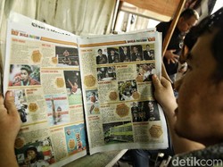 Untuk edisi terakhir ini, BOLA sengaja memasang 60 halaman full colour sebagai persembahan terakhir untuk para pembaca setianya. (Pradita Utama/detikSport)