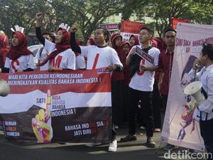 Mahasiswa Malang Serukan Memakai Bahasa Indonesia yang Benar