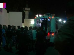 Bus Sekolah Tersapu Banjir, Jatuh ke Laut Mati