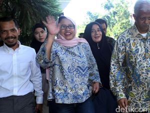 Dahnil dan Nanik Penuhi Panggilan Polisi Terkait Hoax Ratna Dahnil dan Nanik Penuhi Panggilan Polisi Terkait Hoax Ratna