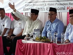Sandiaga akan Adopsi Cara DKI untuk Atasi Rendahnya Harga Bawang