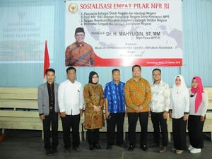 Mahyudin: Jangan Gara-gara Pilihan Politik, Kita Bermusuhan Mahyudin: Jangan Gara-gara Pilihan Politik, Kita Bermusuhan