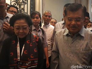 Hasil Survei Jokowi Selalu Tinggi, JK Minta Tim Kampanye Tak Jemawa Hasil Survei Jokowi Selalu Tinggi, JK Minta Tim Kampanye Tak Jemawa