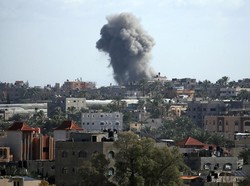 Israel Bombardir 95 Target di Gaza untuk Balas Roket Militan