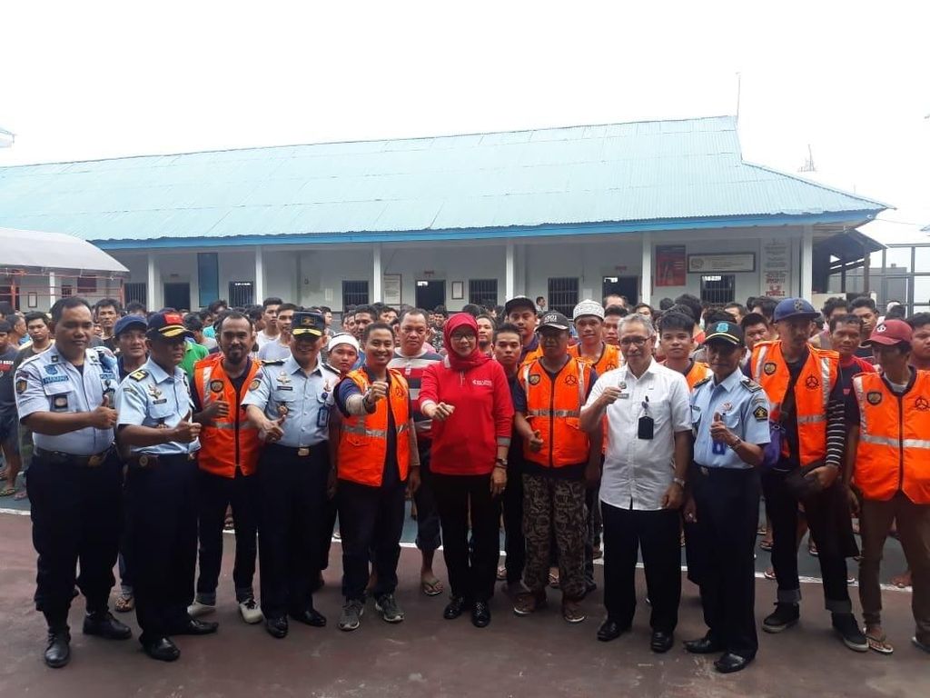 Dirjen Pas Cek Lapas di Palu, Masih Ada 578 Napi Kabur Dirjen Pas Cek Lapas di Palu, Masih Ada 578 Napi Kabur