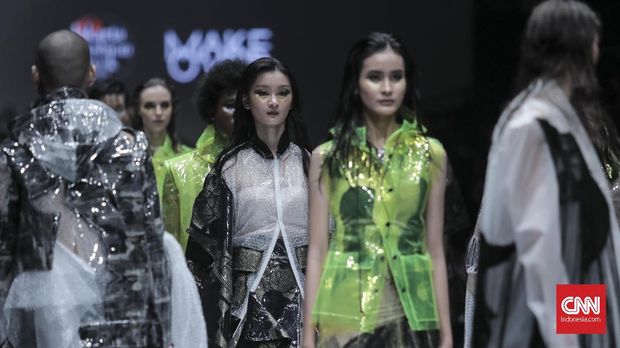 Kilau Empat Kesatria di Panggung Penutup JFW 2019
