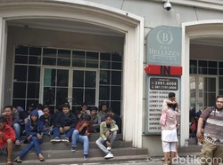 Antre Tiket di Bellezza, Suporter Timnas U-19 Kecele