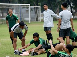 Usai berhasil mengalahkan Uni Emirat Arab (UEA) 1-0 Garuda Muda harus mampu menjaga performa dan momen yang baik itu untuk menjadi senjata saat bertemu dengan Samurai Muda esok hari.