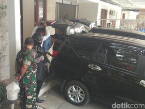 KPK Sita Sertfikat Aset-aset Bupati Cirebon dari Rumah Ajudannya