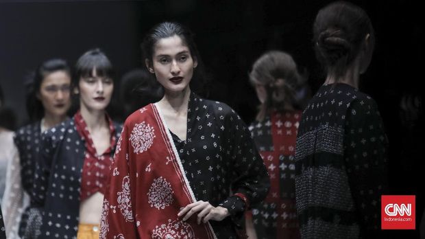 Kilau Empat Kesatria di Panggung Penutup JFW 2019