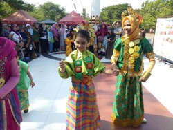 Hari Sumpah Pemuda, Ini Semangatnya Difable Tampil di Fashion Show