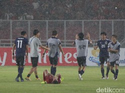 Gawang Muhammad Riyandi dibobol Shunki Higashi dan Taisei Miyashiro.