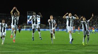 Kemenangan ini membuat Juve nyaman di puncak klasemen Liga Italia dengan 28 poin dari 10 pertandingan. Foto: Jennifer Lorenzini/Reuters