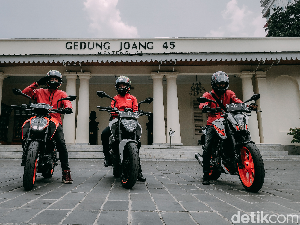 Semangat Sumpah Pemuda Riders Road Warriors KTM Duke