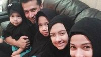 Galeri Foto Jihan Fahira dan Keluarga yang Jarang Terekspos