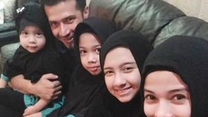 Galeri Foto Jihan Fahira dan Keluarga yang Jarang Terekspos