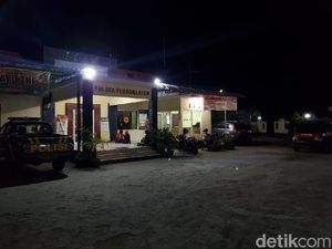 Mobil Rombongan Istigasah di Kediri Ditimpuk hingga Kacanya Pecah