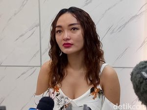 Disebut Gelar Lamaran, Ini Kata Zaskia Gotik Disebut Gelar Lamaran, Ini Kata Zaskia Gotik