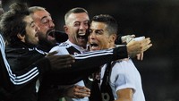 Ronaldo sekali lagi menjebol gawang Empoli di menit ke-70 untuk membalikkan keadaan. Foto: Jennifer Lorenzini/Reuters