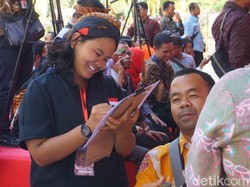 Kenalkan, Temanku Lima Benua yang Ingin Buat Sketsa Wajah Jokowi