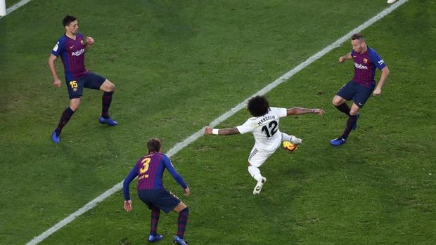 Marcelo sempat memperkecil kedudukan menjadi 2-1 di awal babak kedua.