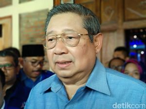 SBY Minta Jokowi Jelaskan Alasan Penghapusan Tarif Suramadu SBY Minta Jokowi Jelaskan Alasan Penghapusan Tarif Suramadu
