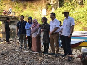 Pertamina Bagikan 947 Konverter Kit untuk Nelayan di Bone