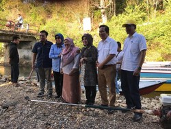 Pertamina Bagikan 947 Konverter Kit untuk Nelayan di Bone