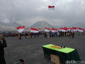 Begini Uniknya Apel Sumpah Pemuda Warga Suku Tengger di Bromo