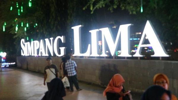 Potret 5 Wisata yang Semarang Banget