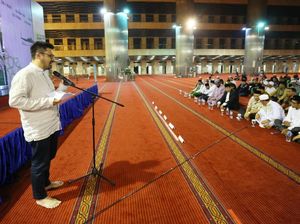 Syukuran Gojek Hibahkan 888 Alquran