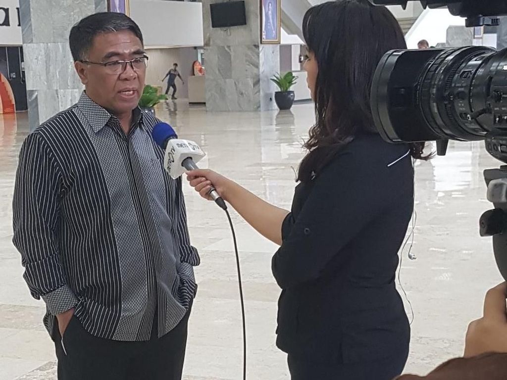 Komisi VIII soal Imam-Khatib Harus NU: Katanya Said Aqil Pluralis? Komisi VIII soal Imam-Khatib Harus NU: Katanya Said Aqil Pluralis?