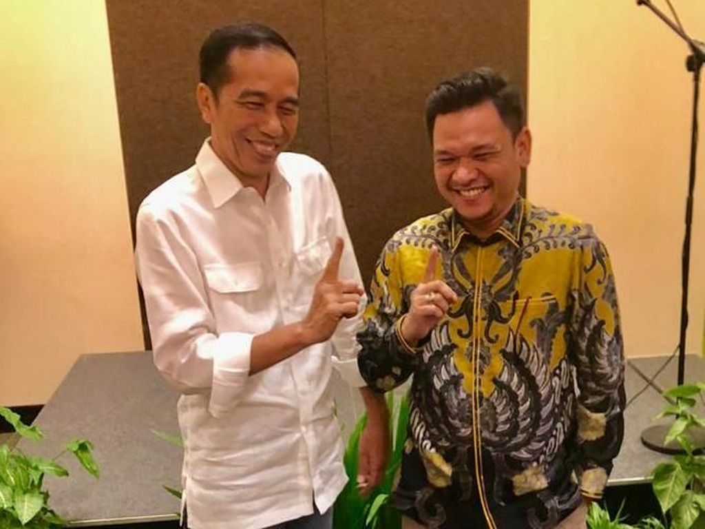 Tanggapi Sandi, Tim Jokowi: Genderuwo Ekonomi Bernarasi Pesimistis