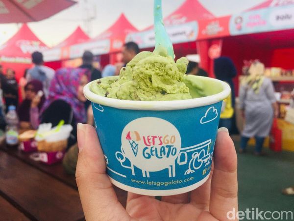 Dear Foodies! Ke Bandung Jangan Lupa Cicip Kuliner Kekinian Ini