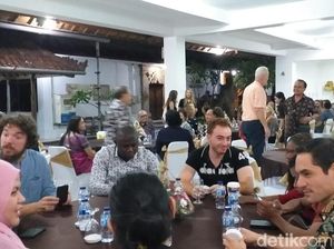 Promosikan Indonesia, Kemlu Gelar Indonesianist Forum